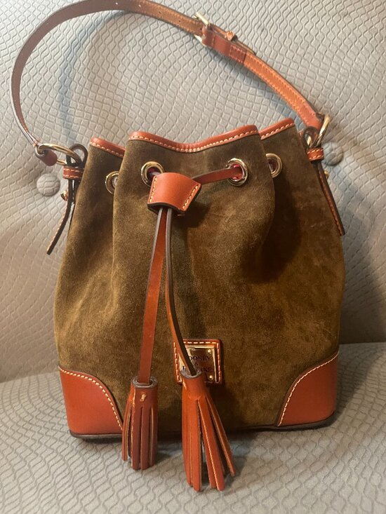 Dooney & Bourke Handbags - Dooney Bourke small drawstring bag